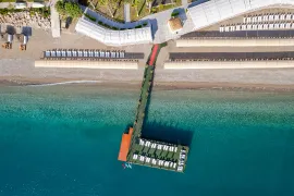 GRAVEL HOTELS SELECT Pools & Beach