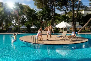 SEVEN SEAS HOTEL LIFE Pools & Beach