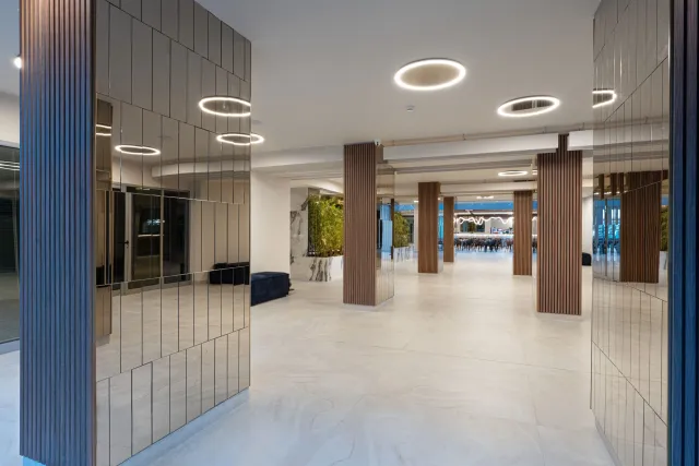 SH DOLCE MARE Lobby