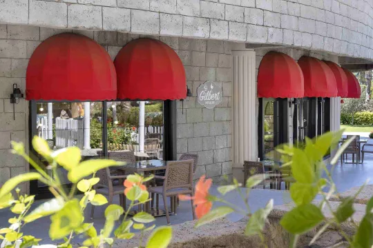 SHERWOOD EXCLUSIVE LARA Restaurants