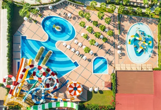 SHERWOOD EXCLUSIVE LARA Pools & Beach