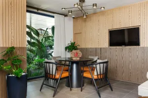 SHERWOOD PREMIO HOTEL Restaurants