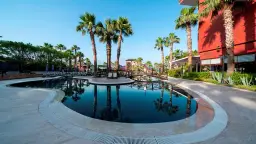 SIAM ELEGANCE HOTELS-SPA Pools & Beach