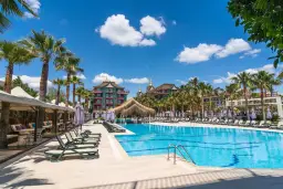 SIAM ELEGANCE HOTELS-SPA Pools & Beach