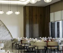 SIDE MOON PALACE HOTEL Restaurants