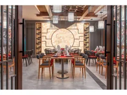 SIDE ROYAL PALACE Restaurants