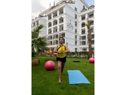 SIDE ROYAL PALACE Activities