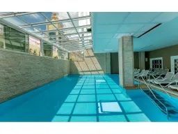 SIDE ROYAL PALACE Pools & Beach