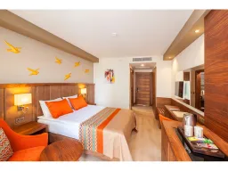 SIDE ROYAL PALACE Rooms