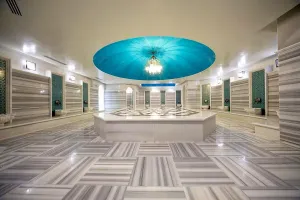 SIDE SQUARE HOTEL ADULT ONLY 16+ Spa