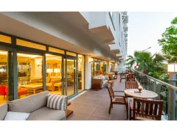 SIDE STAR BEACH Lobby