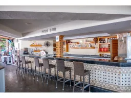 SIDE STAR BEACH Bars