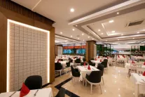 SIDE STAR PARK Restaurants