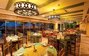SIDE STAR RESORT Restaurants