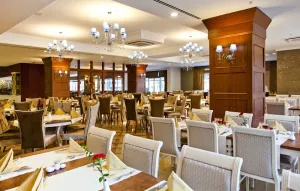 SIDE STAR RESORT Restaurants