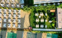 SIDE STORY RESORT AND SPA HOTEL Pools & Beach