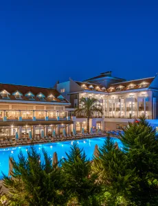 SIDE STORY RESORT AND SPA HOTEL