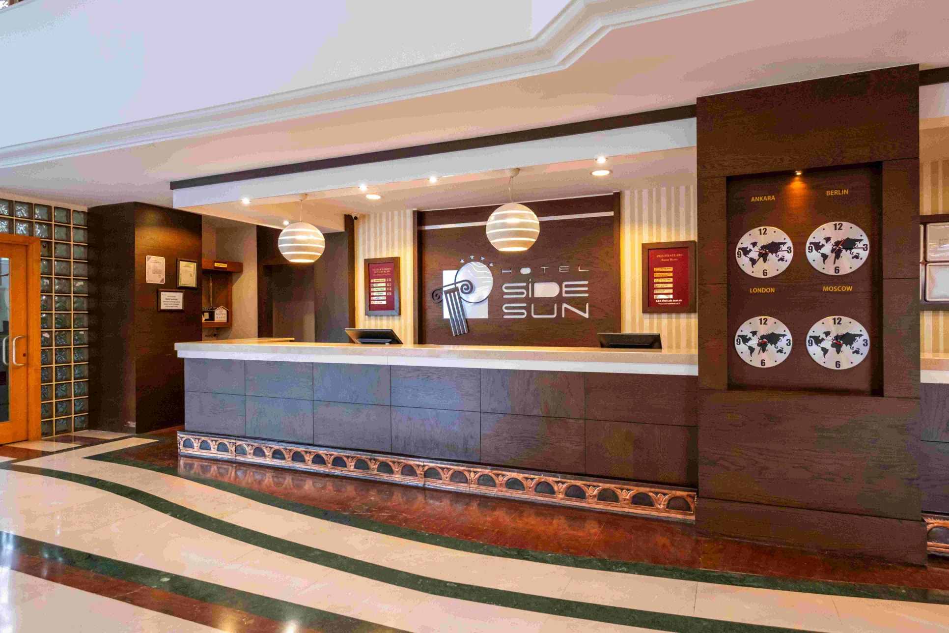 SIDE SUN HOTEL Lobby