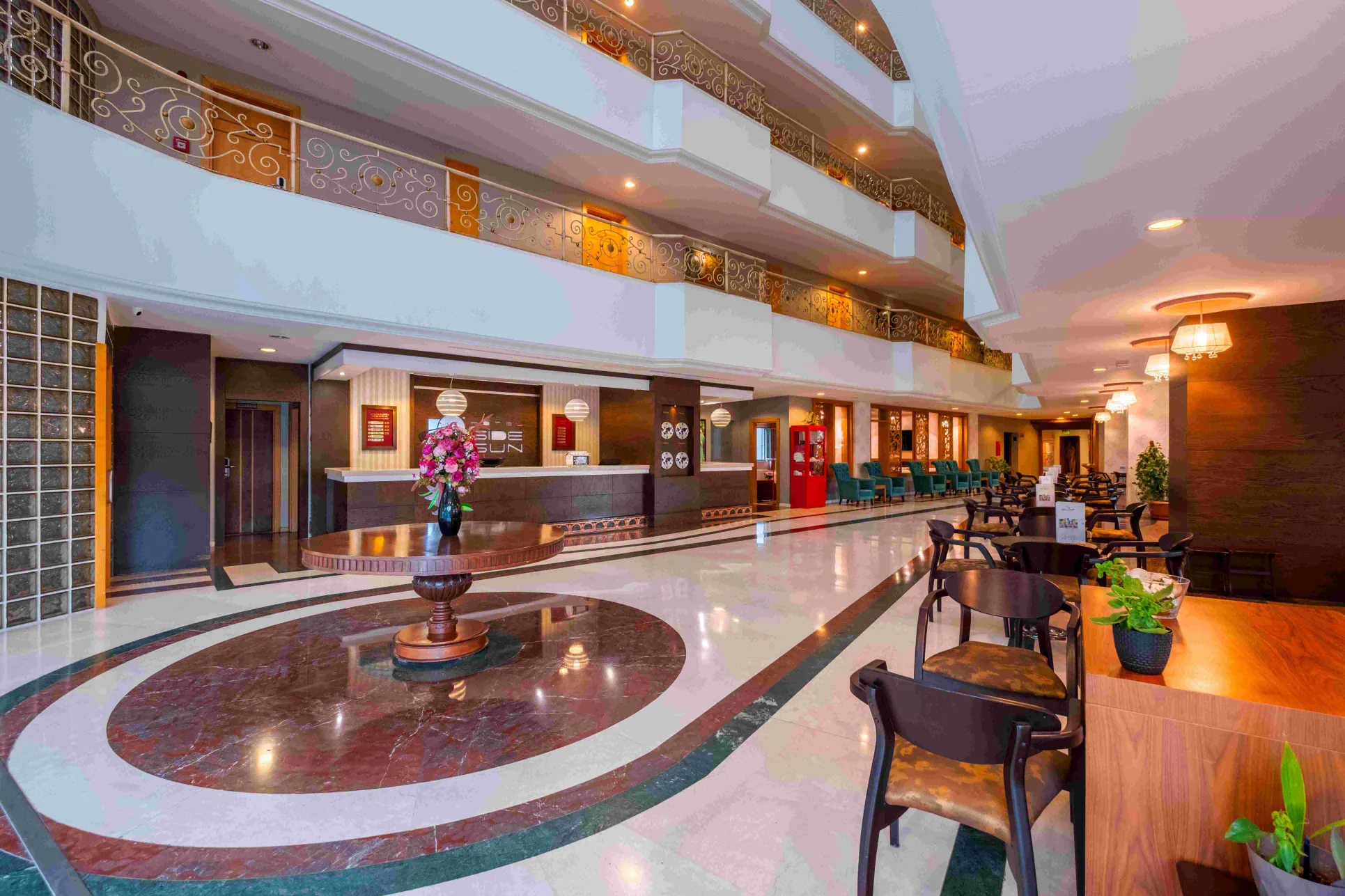 SIDE SUN HOTEL Lobby
