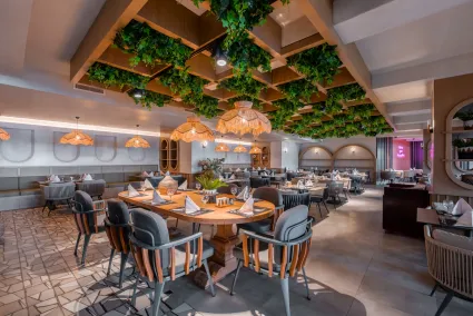 SIDE SUN HOTEL Restaurants
