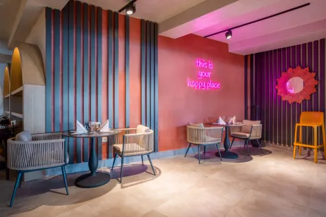 SIDE SUN HOTEL Restaurants