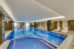 SIGNATURE BLUE RESORT Pools & Beach