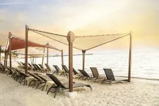 SIGNATURE BLUE RESORT Pools & Beach