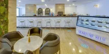 SIGNATURE BLUE RESORT Restaurants