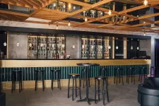 SIGNATURE BLUE RESORT Bars