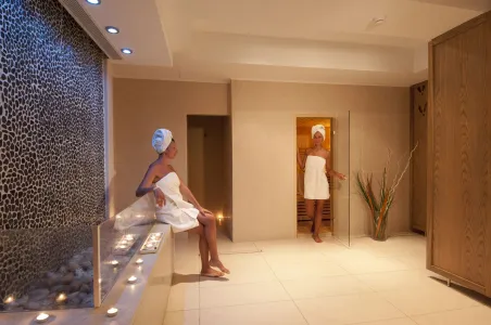 SIMANTRO BEACH HOTEL Spa