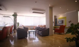 SIMPLY FINE HOTEL ALIZE Lobby