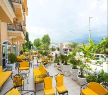 SINATRA HOTEL Restaurants