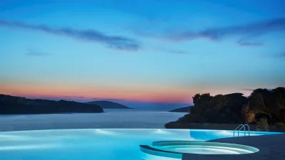 SIRENE LUXURY HOTEL BODRUM Pools & Beach