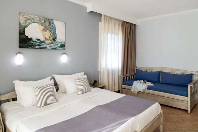 SIRINES HOTEL Rooms