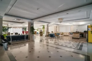 SL LA PERLA HOTEL Lobby