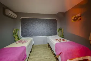 SMART HOLIDAY HOTEL Spa