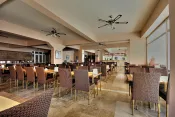 SMART STAY BEACH HOTEL Restaurants