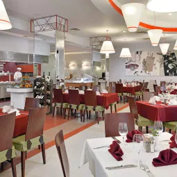 SOL NESSEBAR PALACE Restaurants