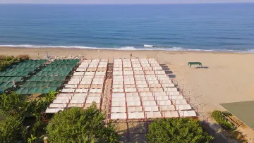 SOLIVIA HOTEL Pools & Beach