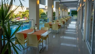 SOLIVIA HOTEL Restaurants