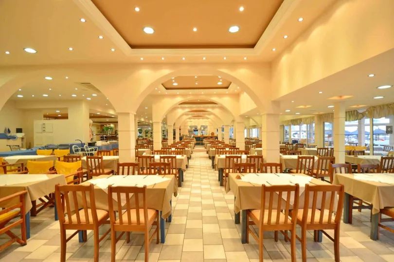 SOUSOURAS HOTEL Restaurants