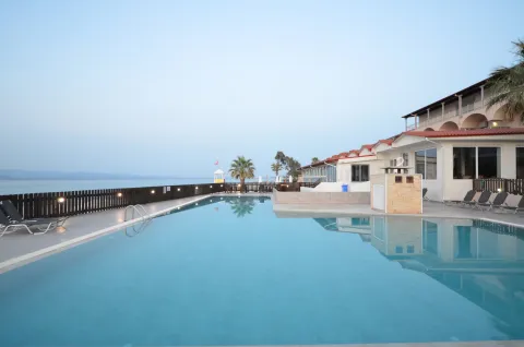SOUSOURAS HOTEL Pools & Beach