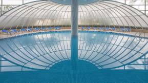 STARLIGHT RESORT HOTEL Pools & Beach