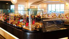 STARLIGHT RESORT HOTEL Restaurants