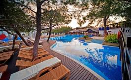 SUENO HOTELS BEACH SIDE Pools & Beach