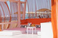 SUENO HOTELS BEACH SIDE Pools & Beach