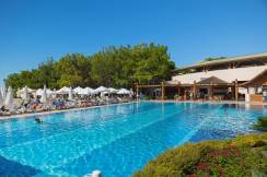 SUENO HOTELS BEACH SIDE Pools & Beach
