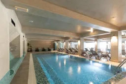 SUNCE HOTEL Pools & Beach
