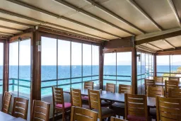 SUNDAY BEACH HOTEL Restaurants