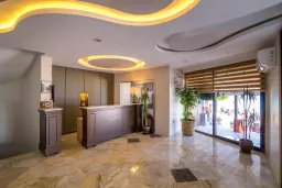 SUNDAY BEACH HOTEL Lobby